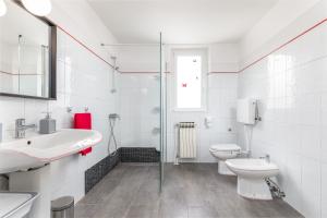 Kúpeľňa v ubytovaní Sweet Apartment Tony + 26 fotografií