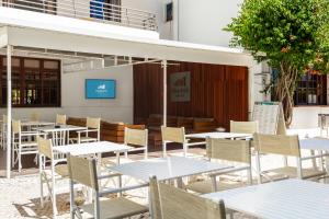 Un restaurante o sitio para comer en Mirachoro Portimao