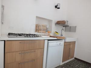 A kitchen or kitchenette at Villa Mattera