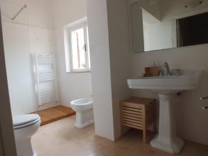A bathroom at Villa Mattera