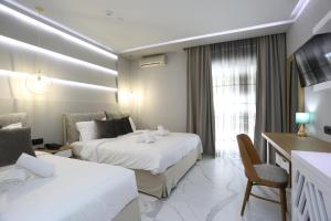 Un pat sau paturi într-o cameră la Tropical