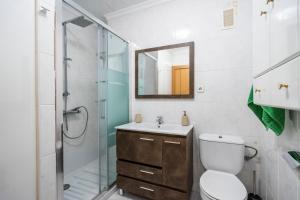 Zdjęcie z galerii obiektu Lindo y acogedor departamento w mieście Torre del Mar
