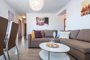Zdjęcie z galerii obiektu Lindo y acogedor departamento w mieście Torre del Mar