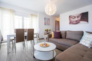 Zdjęcie z galerii obiektu Lindo y acogedor departamento w mieście Torre del Mar