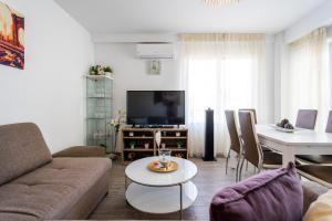 Zdjęcie z galerii obiektu Lindo y acogedor departamento w mieście Torre del Mar