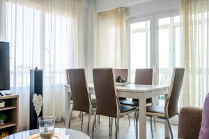 Zdjęcie z galerii obiektu Lindo y acogedor departamento w mieście Torre del Mar
