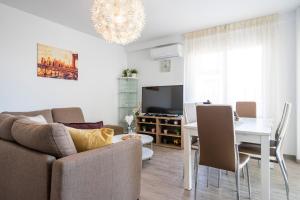 Zdjęcie z galerii obiektu Lindo y acogedor departamento w mieście Torre del Mar