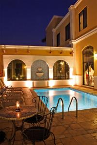 Bazén v ubytování Hotel Plaza Campeche nebo v jeho okolí