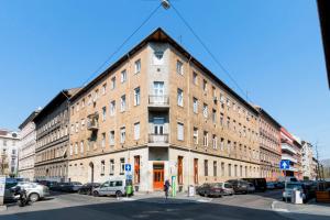 Budova, v ktorej sa apartmán nachádza