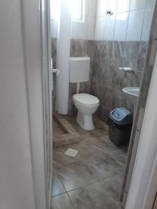 Koupelna v ubytování Apartments Ana