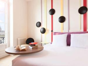Postel nebo postele na pokoji v ubytování ibis Styles Bayonne