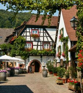 Gallery image of Gasthof Zum Lam in Gleiszellen-Gleishorbach
