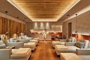 Istumisnurk majutusasutuses Hotel Marmolada