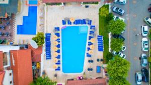 The swimming pool at or close to Private Hotel