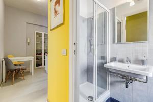 Vonios kambarys apgyvendinimo įstaigoje BDC - King Termini Apartment