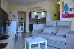 Kuchnia lub aneks kuchenny w obiekcie Apartamentos Fuerteventura Sol