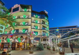 Gallery image of Hotel Plaza in Anapa