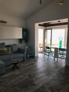 A seating area at Villa nel villaggio Costa Caddu San Teodoro