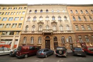 Budova, v ktorej sa apartmán nachádza