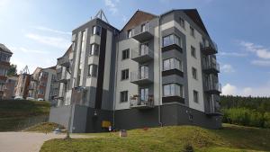 Budova, v ktorej sa apartmán nachádza