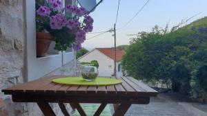 Balkón nebo terasa v ubytování Apartman Biserka
