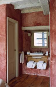 A bed or beds in a room at Casa do Castelo de Andrade