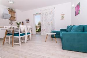 Posedenie v ubytovaní Apartman Sun Solin