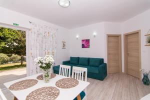 Posedenie v ubytovaní Apartman Sun Solin