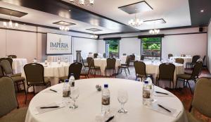 Predel za sedenje v nastanitvi Imperia Hotel & Suites Saint-Eustache