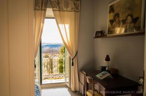 Imagen de la galería de La Rocca Mia House B&B, en Roccacasale 44 fotos más