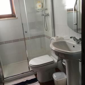 Bilik mandi di Studio do Brejo - de 2 a 3 pessoas