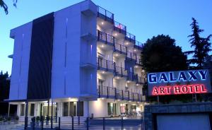 Imagen de la galería de Galaxy Art Hotel, en Oreokastro