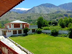 Üldine mäevaade või majutusasutusest Chitral Guest House pildistatud vaade