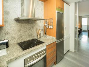 Η κουζίνα ή μικρή κουζίνα στο Apartment Elegance-3 by Interhome