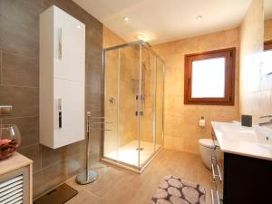 Koupelna v ubytování Villa Charme by Interhome