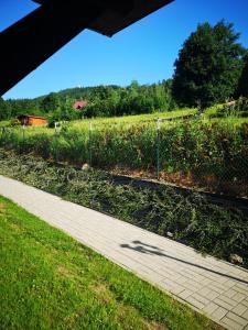 Vonkajšia záhrada v ubytovaní Widok Karkonosze