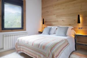 Postel nebo postele na pokoji v ubytování Era Cabana by FeelFree Rentals