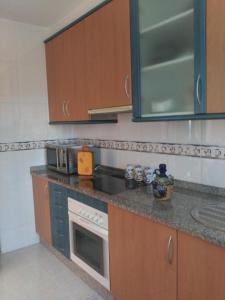 Kuchnia lub aneks kuchenny w obiekcie Espe Daga Apartamento