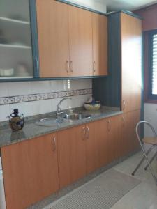 Kuchnia lub aneks kuchenny w obiekcie Espe Daga Apartamento