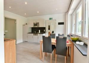 Dapur atau dapur kecil di Appartements Moselblick