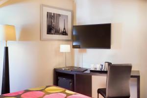 Gallery image of Hôtel Le M in Paris