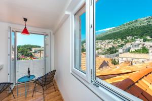 Nespecifikovaný výhled na hory nebo výhled na hory při pohledu z apartmánu