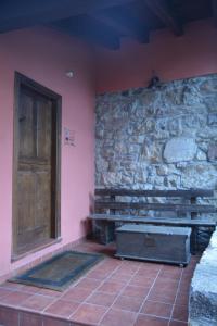 Afbeelding uit fotogalerij van Apartamentos Torre Villar in Villar de Vildas