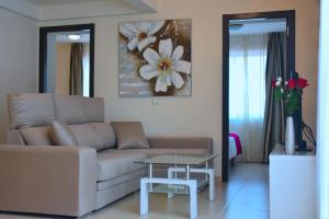 Część wypoczynkowa w obiekcie Apartamentos Fuerteventura Sol