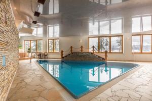 Bazén v ubytování Viva Maria Pod Smrekami nebo v jeho okolí