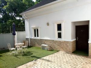 Patio nebo venkovní prostory v ubytování KH Lodge Abuja