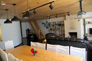 Area soggiorno di Becho House