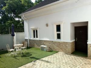 Zahrada ubytování KH Lodge Abuja