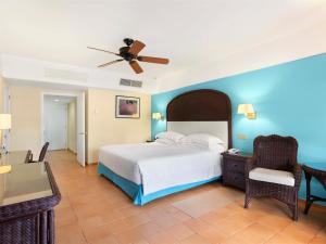 En eller flere senge i et værelse på Barceló Bávaro Beach - Adults Only All Inclusive