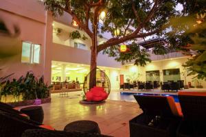 Afbeelding uit fotogalerij van Sunwood Hotel Arianz Mataram in Mataram +20 foto's